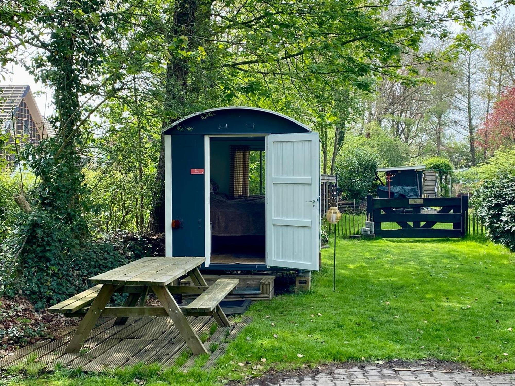 Slaaphuisjes Op Wielen Buitenwedde Westerwolde Exterior photo